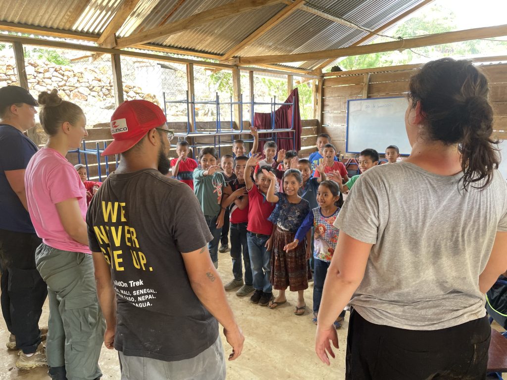The children were eager to learn even a few words in English.