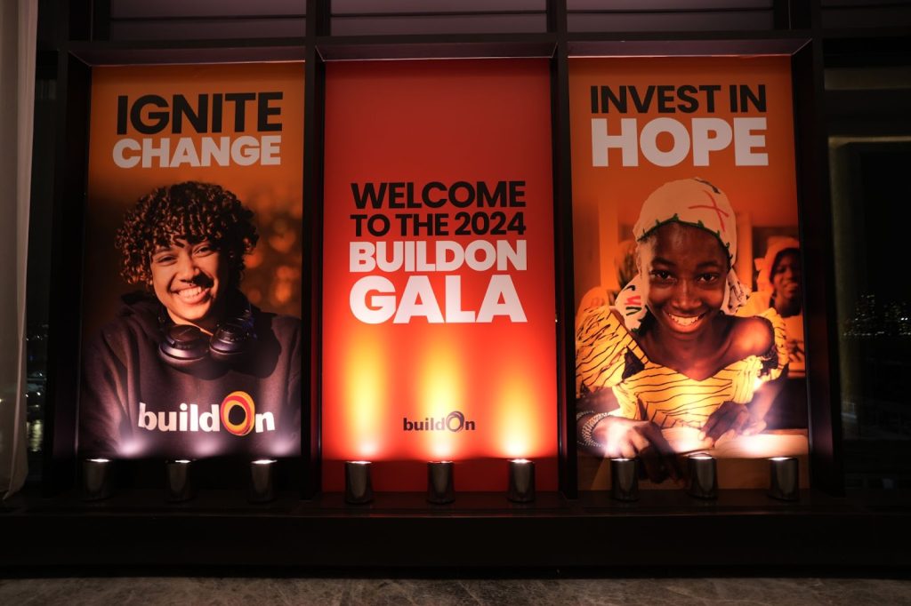 By donating to fund our programs, Gala attendees literally invested in hope!