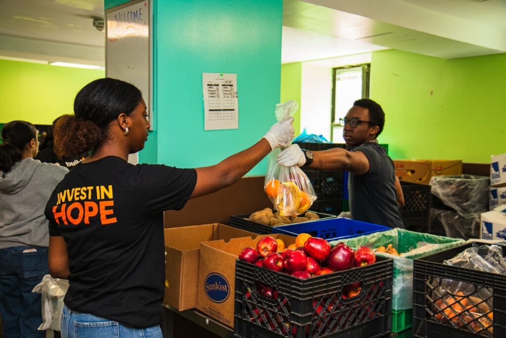 buildOn students frequently serve at food pantries like NYC Common Pantry in the Bronx.